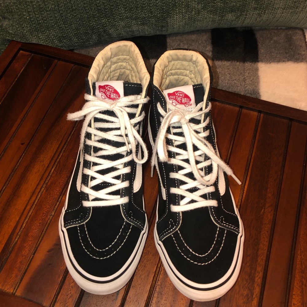 Black high top Vans THIN LACES edition